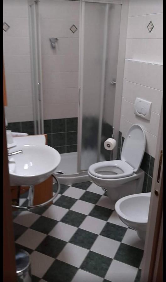 Hotel Il Fagiano Sette Polesini Esterno foto